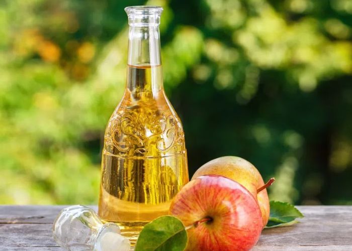 null Cách tẩy nốt ruồi tại nhà bằng giấm táo