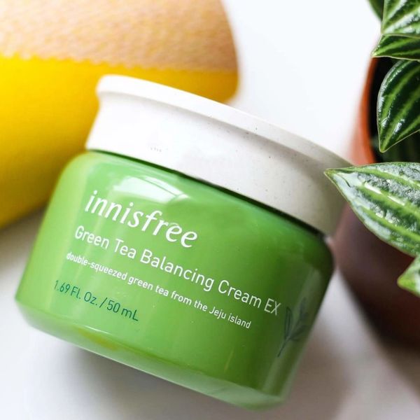 Cách xem hạn sử dụng mặt nạ đất sét innisfree dễ dàng và nhanh chóng