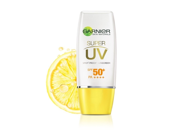 Kem chống nắng Garnier phổ rộng kiềm dầu có mấy loại?