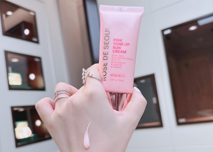 Review kem chống nắng Rose De Seoul có tốt không? Có phải kem trộn không?